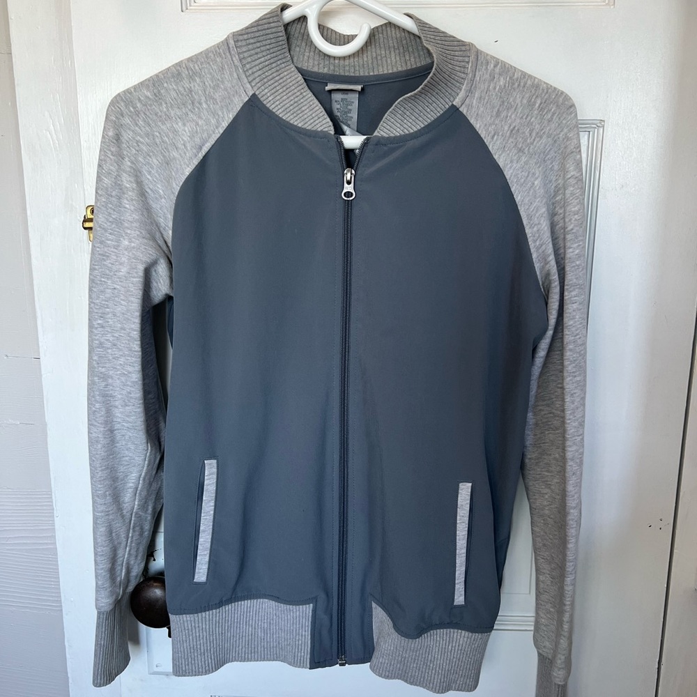 Grey Athletic Jacket - Very Flattering!